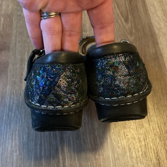 Alegria Paloma Rave on the Nile Blue Metallic MaryJane Shoe JIL-321 - Picture 2 of 8